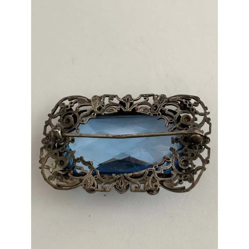 Vintage Silver Tone Irnate Broodh Blue Glass Stone